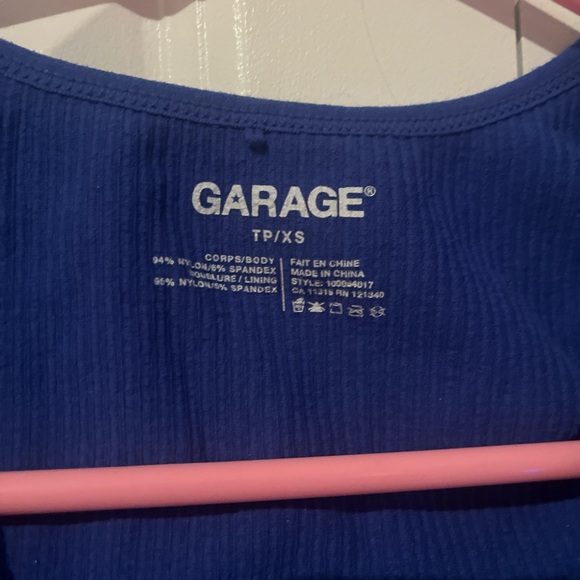 Garage blue top - Picture 2 of 3